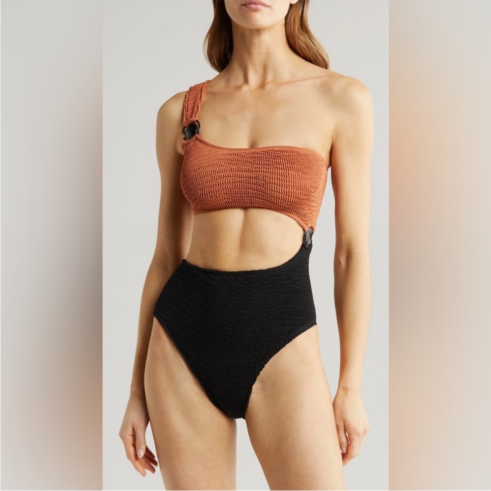 New Cleonie One Piece Swimsuit